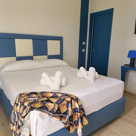 Marte ベッド・アンド・ブレックファスト 3*