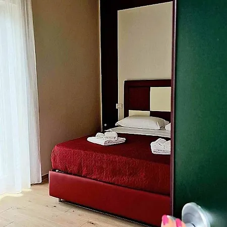 Marte Oda ve Kahvaltı