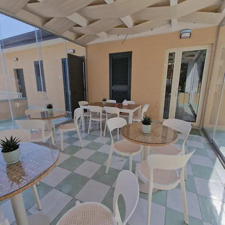 ベッド・アンド・ブレックファスト Marte 3*